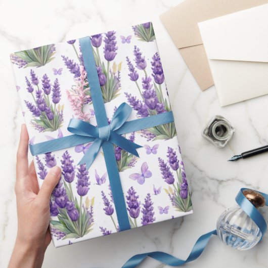 Eleganter Lavender Butterfly Lila Geschenkpapier (Schenken)