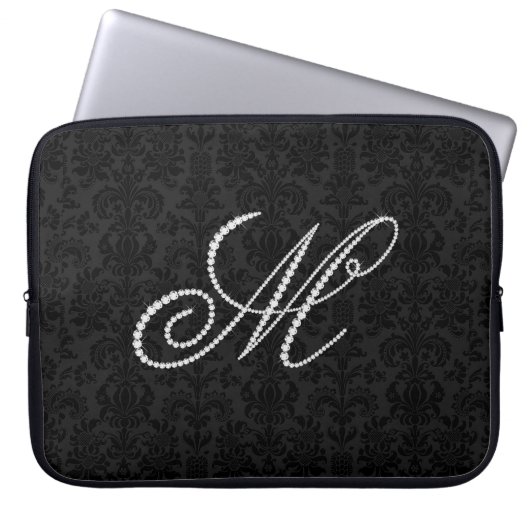 Eleganter Letter M Sparkling Diamonds Monogram Laptopschutzhülle (Vorderseite)