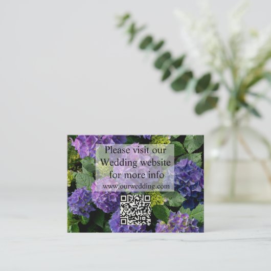 Eleganter lila Blumenhydrangeas QR-Code Begleitkarte (Stehend Vorderseite)
