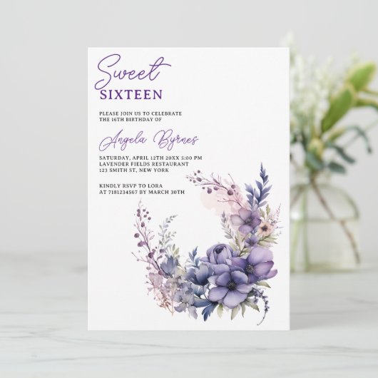 Eleganter Lila Blumenkraut Süß 16 Einladung (Stehend Vorderseite)