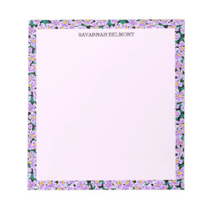 Eleganter lila Blumenrand personalisiert Notizblock