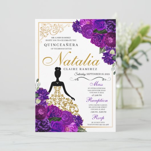 Eleganter Lila Blumenstrauß Geburtstag Einladung (Stehend Vorderseite)