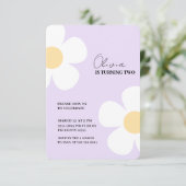 Eleganter Lila Daisy Spring Geburtstag Einladung (Stehend Vorderseite)