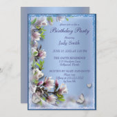 Eleganter Lila Geburtstag mit Blumen und Schmetter Einladung (Vorne/Hinten)