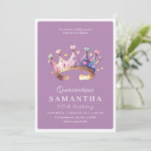 Eleganter lila Goldprinzessin Quinceanera Geburtst Einladung (Stehend Vorderseite)