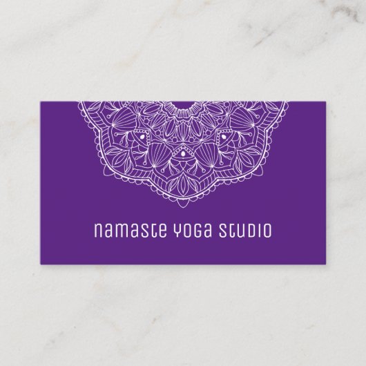 Eleganter Lila Handzieher Mandala Yoga Instructor Visitenkarte (Vorderseite)