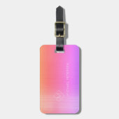 Eleganter lila rosa mit Monogramm Name Modernes Ge Gepäckanhänger (Vorderseite vertikal)