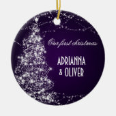 Eleganter lila schimmernder Baum-erstes Keramik Ornament (Vorne)