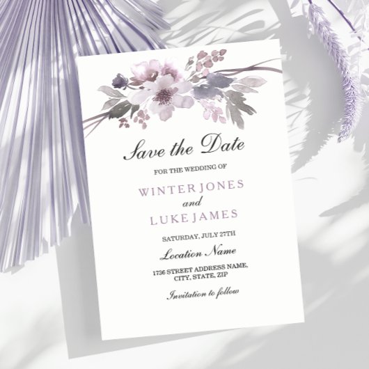 Eleganter Lila Winter Floral Save the Date einlade