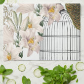 Eleganter Lilien-Pfau Handtuch (Gefaltet)