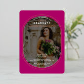 Eleganter Magenta Foto Abschluss Folieneinladung (Stehend vorne)