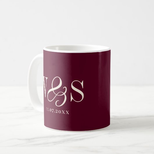 Eleganter Maroon erste Hochzeitspaare Kaffeetasse (Vorderseite Links)