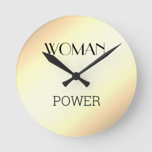 Eleganter metallischer, weiblicher Power Runde Wanduhr