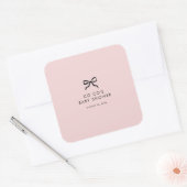 Eleganter Minimal Bow Baby Shower Square Sticker (Umschlag)