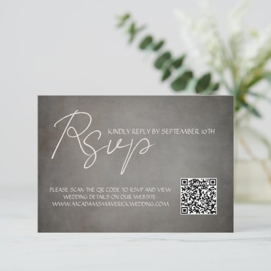Eleganter Minimal QR Code Hochzeit RSVP Response C Karte (Stehend Vorderseite)