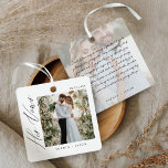 Eleganter Minimal Wedding Seine Vows Paare Fotos Ornament Aus Metall<br><div class="desc">Liebe ist in der Luft und in jedem Detail Ihres besonderen Tages! Mit unserem personalisierten Hochzeitsgelübde-Ornament, das Ihre individuellen Fotos zeigt, können Sie das Wesentliche Ihrer herzlichen Versprechungen erfassen! Lass deine Liebe in Glanz und erschaffe einen zeitlosen Sake, der dir in jeder Ferienzeit das Herz wärmt. Sagen Sie 'I do'...</div>
