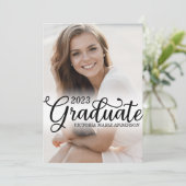 Eleganter Minimal White Foto Typografy Abschluss Ankündigung (Stehend Vorderseite)