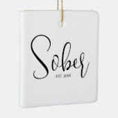 Eleganter Minimaler nüchterner Datumshake Keramikornament (Rechts)