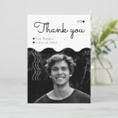 Eleganter Minimaler Typ mit Foto Abschluss Dankeskarte (Stehend Vorderseite)