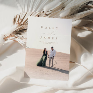 Eleganter Minimalistisch Chic Script Foto Wedding Einladung