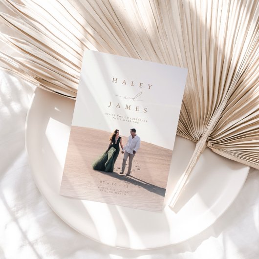 Eleganter Minimalistisch Chic Script Foto Wedding  Einladung