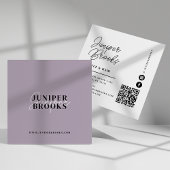 Eleganter Minimalistischer, Lila QR-Code Quadratische Visitenkarte