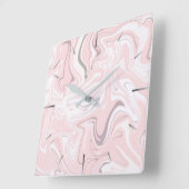 Eleganter minimalistischer Rosa-weißer Marmor Quadratische Wanduhr (Winkel)