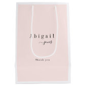 Eleganter Minimalistischer Skriptname Personalisie Mittlere Geschenktüte (Rückseite)