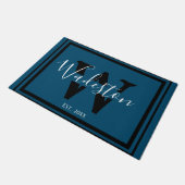 Eleganter Mit Monogramm Brief und Name Doormat Fußmatte (Schrägansicht)
