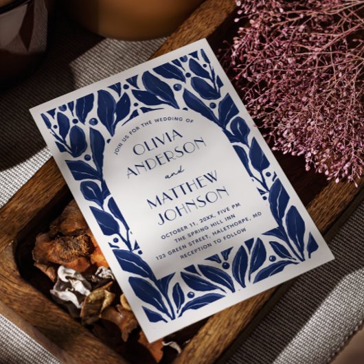 Eleganter moderner Bogen. Blütenhochzeit Einladung