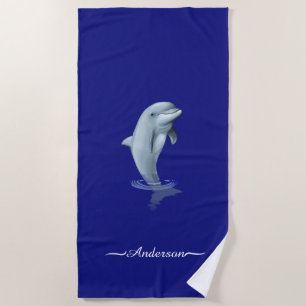 Eleganter moderner Delfin & Schrift auf Navy Blau Strandtuch