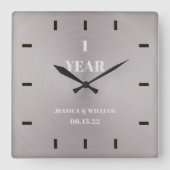 Eleganter moderner einfacher Hochzeitstil Quadratische Wanduhr (Vorderseite)