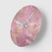 Eleganter moderner Goldmarmor- und Rose-Look Runde Wanduhr (Winkel)