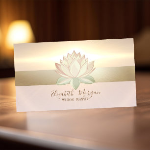 Eleganter moderner handgezeichneter Lotus Gold Visitenkarte