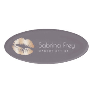 Eleganter, moderner Kupfer-Rose-Goldlips-Makeup-K Namenschild