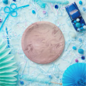 Eleganter, moderner Kupferstich mit goldfarbenem M Pappteller (Party)