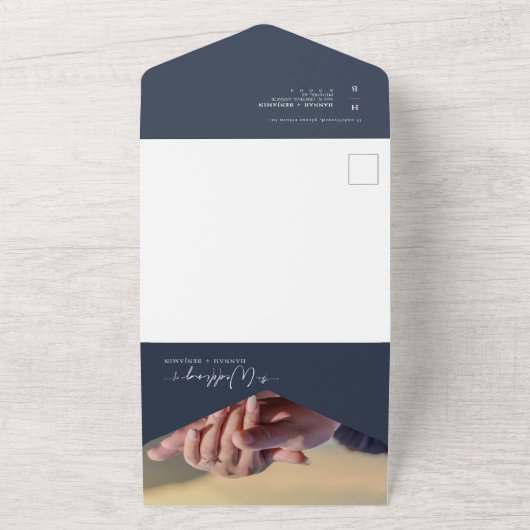 Eleganter moderner Navyblauer Boho-Bogen QR-Code F All In One Einladung (Außenbereich)