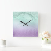 Eleganter moderner ombre lila & mint Glitzer Marmo Quadratische Wanduhr (Zuhause)