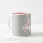 Eleganter, moderner rosafarbener Monogramm-Name Zweifarbige Tasse (Vorderseite Links)
