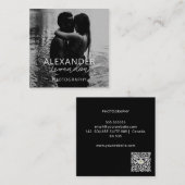 Eleganter moderner Schwarzer Script-Foto Minimal Q Quadratische Visitenkarte (Vorne/Hinten)