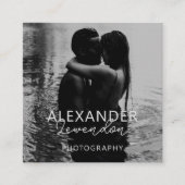 Eleganter moderner Schwarzer Script-Foto Minimal Q Quadratische Visitenkarte (Vorderseite)