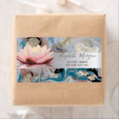 Eleganter, moderner Silberstreifen am Lotus (Insitu)