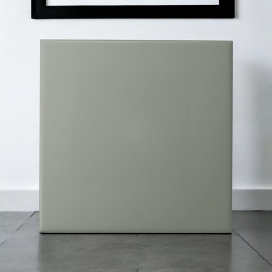 Eleganter monochrome grüne Spielsaal Fliese