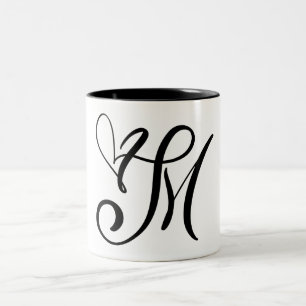 ELEGANTER MONOGRAMM FARBSCHWARZSCHREIBER "M" ZWEIFARBIGE TASSE