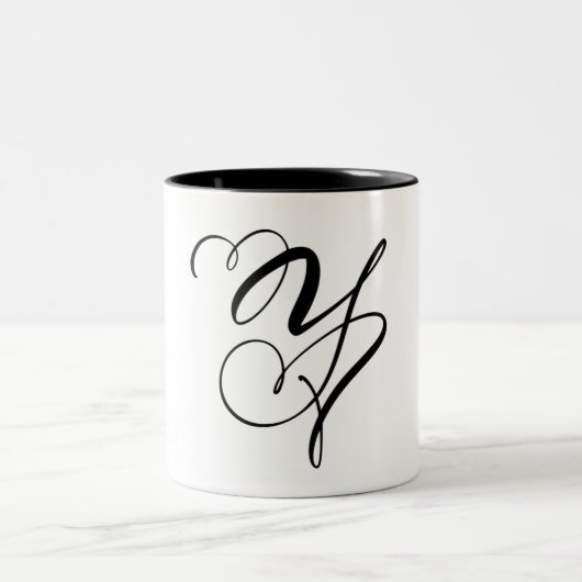 ELEGANTER MONOGRAMM FARBSCHWARZSCHREIBER "Y" ZWEIFARBIGE TASSE (Mittel)