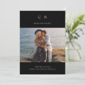 Eleganter Monogramm-Foto QR-Code Save The Date (Stehend Vorderseite)