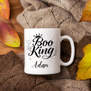 Eleganter Name "Boo King" Halloween Black and Whit Tasse