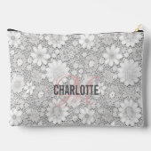 Eleganter Name der weißen Blumenspitze Zubehörtasche (Rückseite)