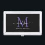 Eleganter Name des Lila Violet Monogram-Skripts Visitenkarten Dose<br><div class="desc">Eleganter Black Lila Violet Monogram Girly Script Name Business Card Fall</div>