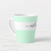 Eleganter Name in Script Typografie Mint Green Milchtasse (Linke Ecke)